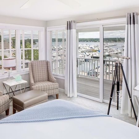 Inn At Harbor Hill Marina Niantic Ngoại thất bức ảnh