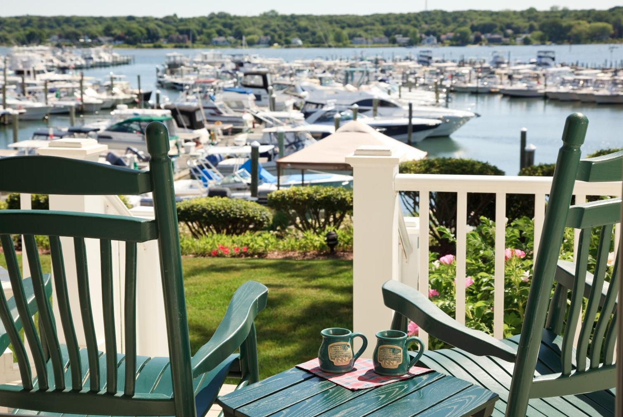 Inn At Harbor Hill Marina Niantic Phòng bức ảnh