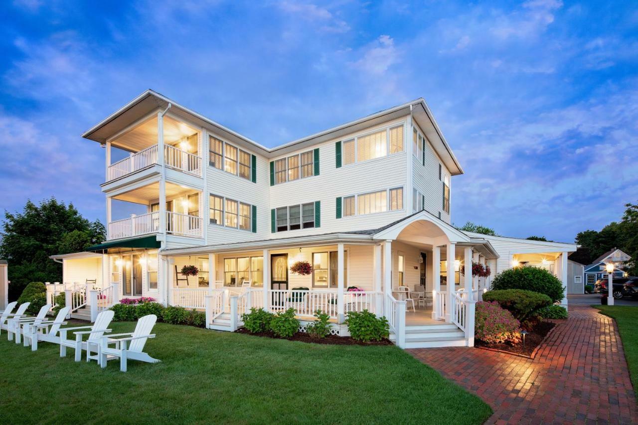 Inn At Harbor Hill Marina Niantic Ngoại thất bức ảnh