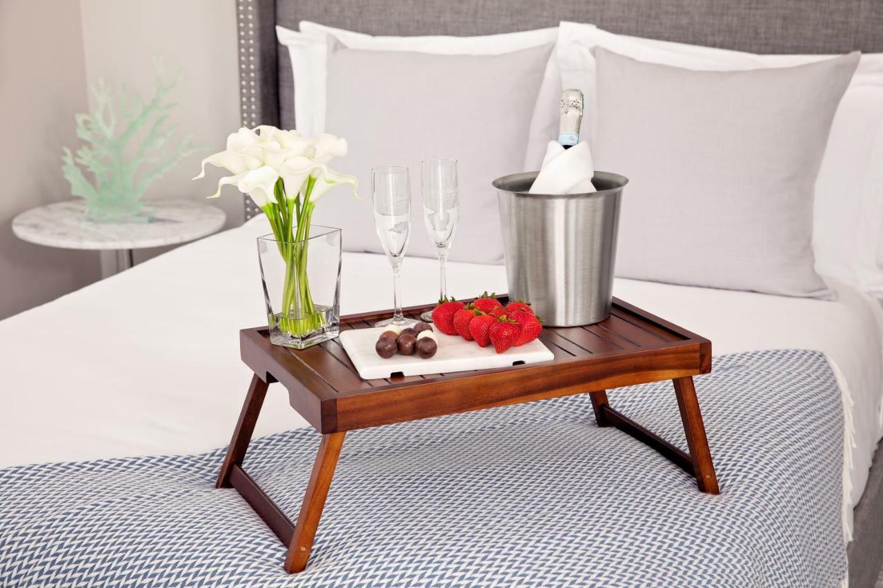 Inn At Harbor Hill Marina Niantic Ngoại thất bức ảnh